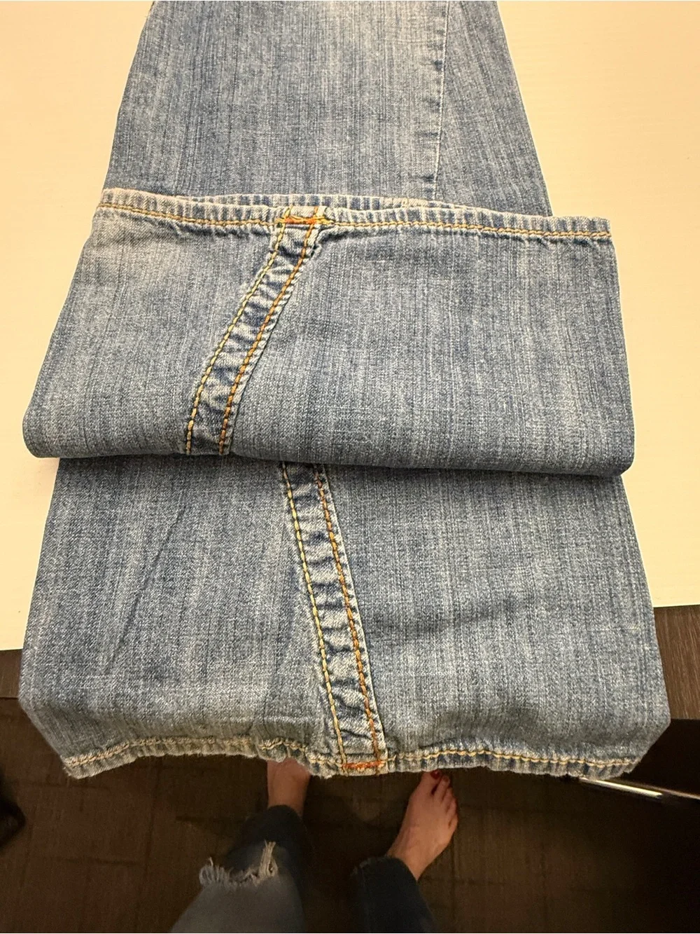 True Religion Women's Light Wash High Rise Jeans with Contrast Stitching - Picture 11 of 12
